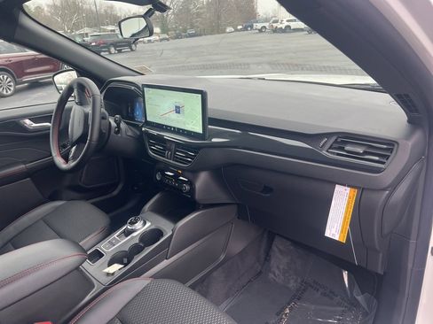 New 2026 Ford Escape ST-Line w/ Tech Pack #1 image 16