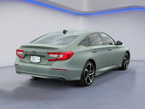 Used 2022 Honda Accord Sport image 6