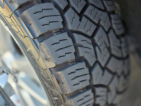 Used 2017 Jeep Grand Cherokee Limited w/ Trailer Tow Group IV image 21