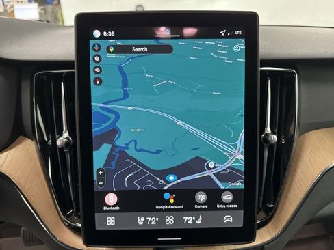 New 2026 Volvo XC60 B5 Plus w/ Protection Package Premier image 10