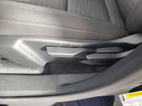 New 2026 Chevrolet Equinox LT FWD image 29
