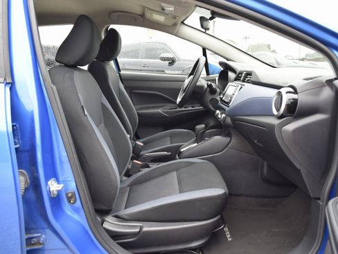 Used 2023 Nissan Versa SV image 23