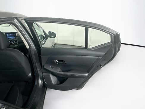 Used 2025 Nissan Sentra SV FWD image 28