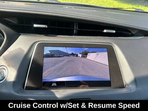 Used 2022 Cadillac XT4 Premium Luxury w/ Safety Alert Package AWD/4WD image 18