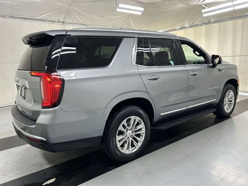 Certified 2023 GMC Yukon SLT w/ SLT Premium Package image 2