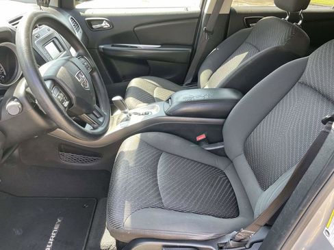 Used 2017 Dodge Journey SXT AWD/4WD image 13