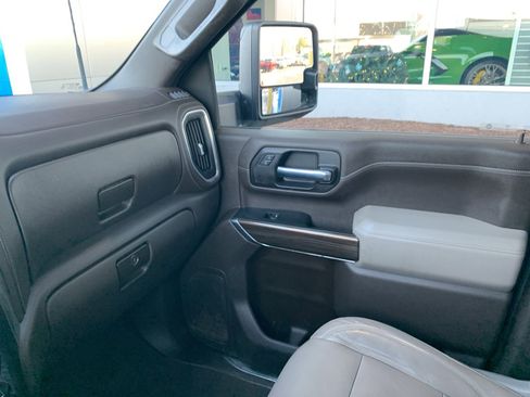 Used 2020 Chevrolet Silverado 2500 LT w/ All Star Edition image 39