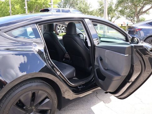 Used 2024 Tesla Model 3 Long Range AWD/4WD image 27
