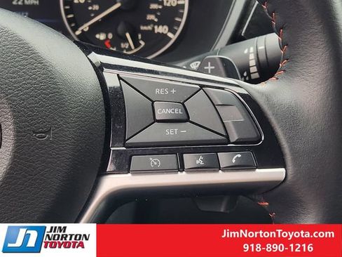 Used 2024 Nissan Altima 2.5 SR w/ SR Premium Package FWD image 30