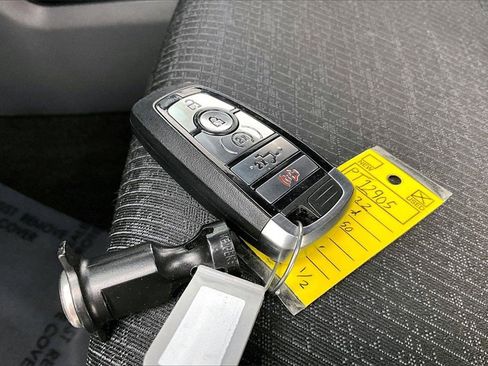 Used 2022 Ford F150 XLT w/ Equipment Group 302A High image 11