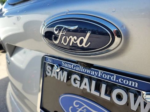 Certified 2018 Ford Escape SEL w/ Ford Safe & Smart Package FWD image 8