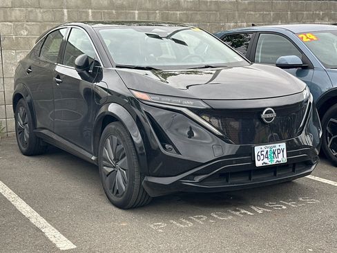 Certified 2023 Nissan Ariya FWD image 2