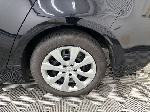 Used 2024 Toyota Corolla LE FWD image 18