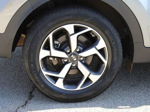 Used 2020 Kia Sportage LX image 28