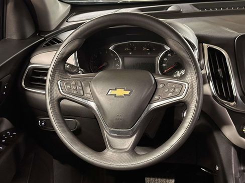 Used 2024 Chevrolet Equinox LS w/ LS Convenience Package image 18
