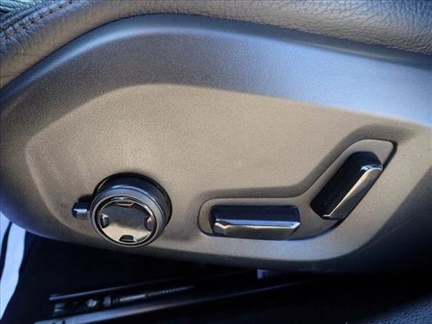 Used 2024 Volvo S60 B5 Ultimate image 11