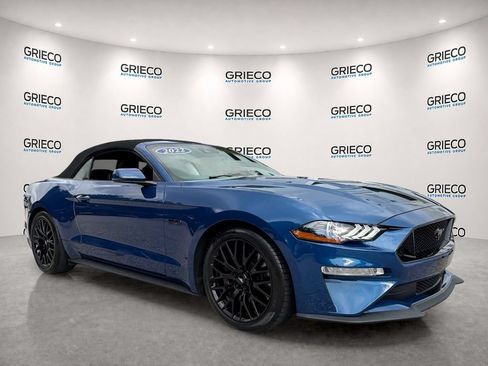 Used 2022 Ford Mustang GT Premium w/ GT Performance Package RWD image 1