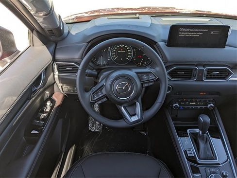 Used 2025 MAZDA CX-5 Signature image 17