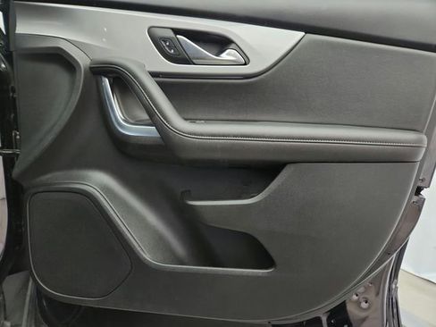 Used 2022 Chevrolet Blazer LT image 25