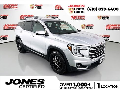 Used 2022 GMC Terrain SLT AWD/4WD image 1