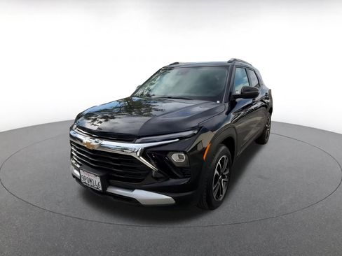 Used 2025 Chevrolet TrailBlazer LT image 7