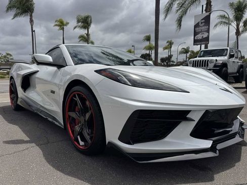Used 2023 Chevrolet Corvette Stingray Premium Cpe w/ Z51 Performance Package RWD image 10