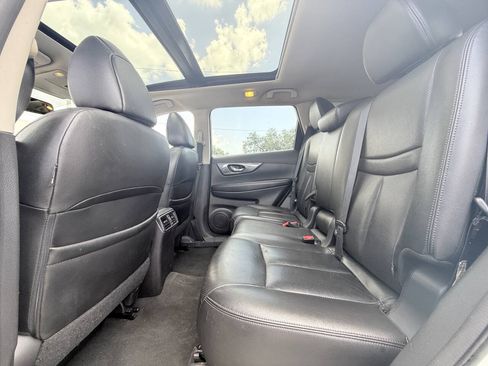 Used 2016 Nissan Rogue SL w/ SL Premium Package AWD/4WD image 17