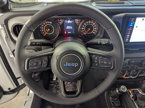 New 2026 Jeep Gladiator Sport image 18