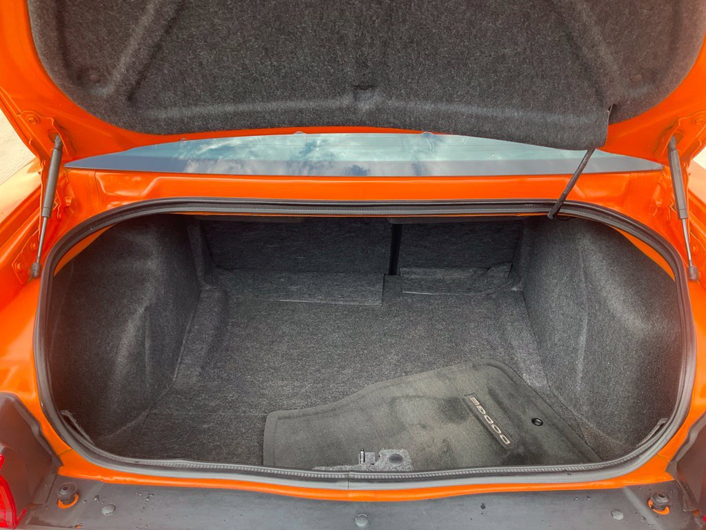 Used 2012 Dodge Challenger SRT8 w/ Premium Sound Group RWD image 27