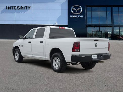 Used 2023 RAM 1500 4x4 Crew Cab Classic image 4
