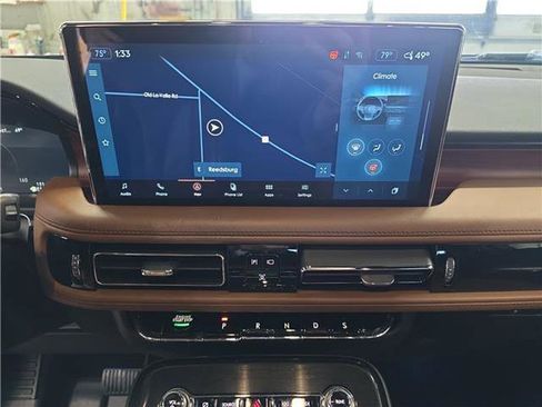 Used 2022 Lincoln Nautilus Reserve w/ Equipment Group 201A image 16