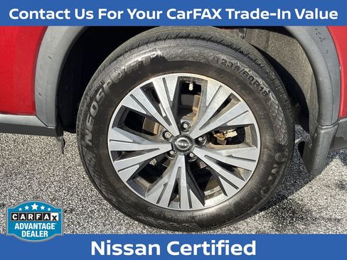 Certified 2022 Nissan Rogue SV image 32