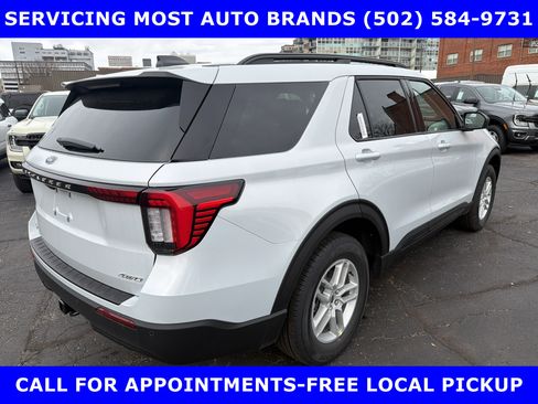 New 2026 Ford Explorer Active AWD/4WD image 7