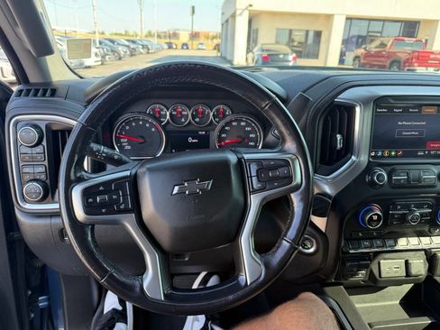 Used 2019 Chevrolet Silverado 1500 RST AWD/4WD image 23