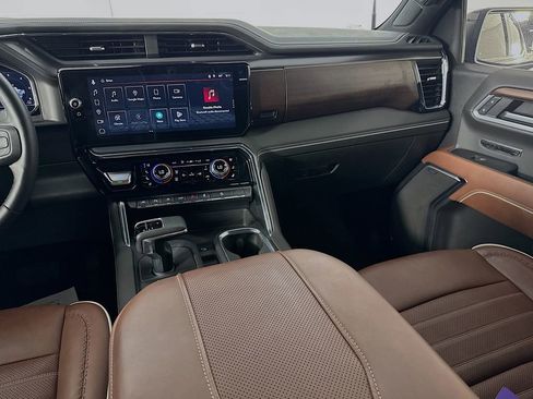 Used 2025 GMC Sierra 1500 Denali Ultimate image 27