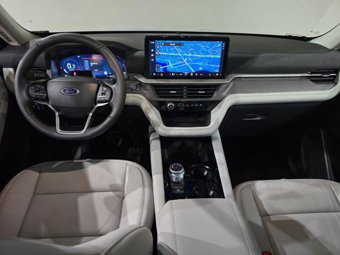 New 2026 Ford Explorer Platinum w/ LUX Leather Package image 24