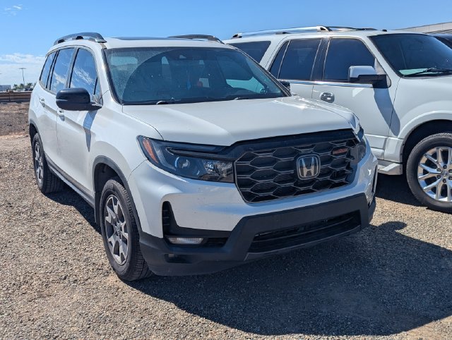 Used 2022 Honda Passport TrailSport image 3