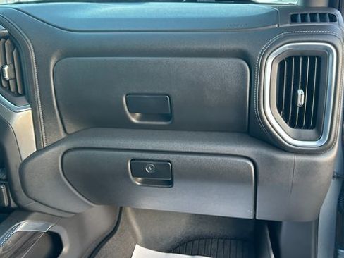 Used 2022 Chevrolet Silverado 1500 LTZ image 47