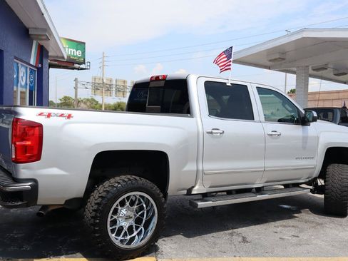 Used 2017 Chevrolet Silverado 1500 LTZ AWD/4WD image 5