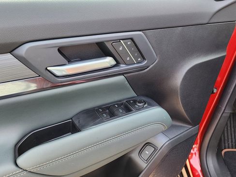 New 2026 GMC Terrain AT4 w/ Convenience Package III image 14