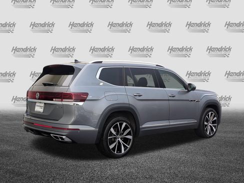Used 2025 Volkswagen Atlas SEL Premium R-Line AWD/4WD image 10