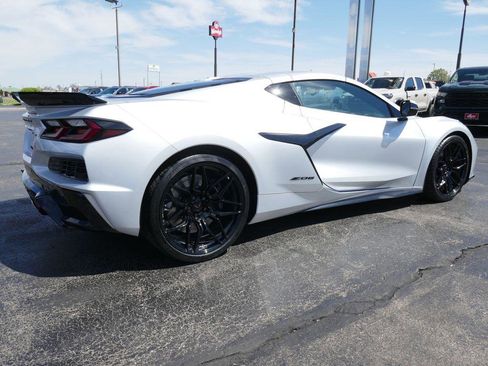 New 2026 Chevrolet Corvette Z06 w/ Battery Protection Package image 4