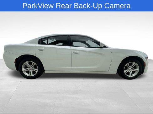 Used 2022 Dodge Charger SXT image 9