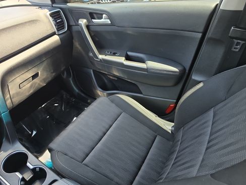 Used 2020 Kia Sportage LX FWD image 15