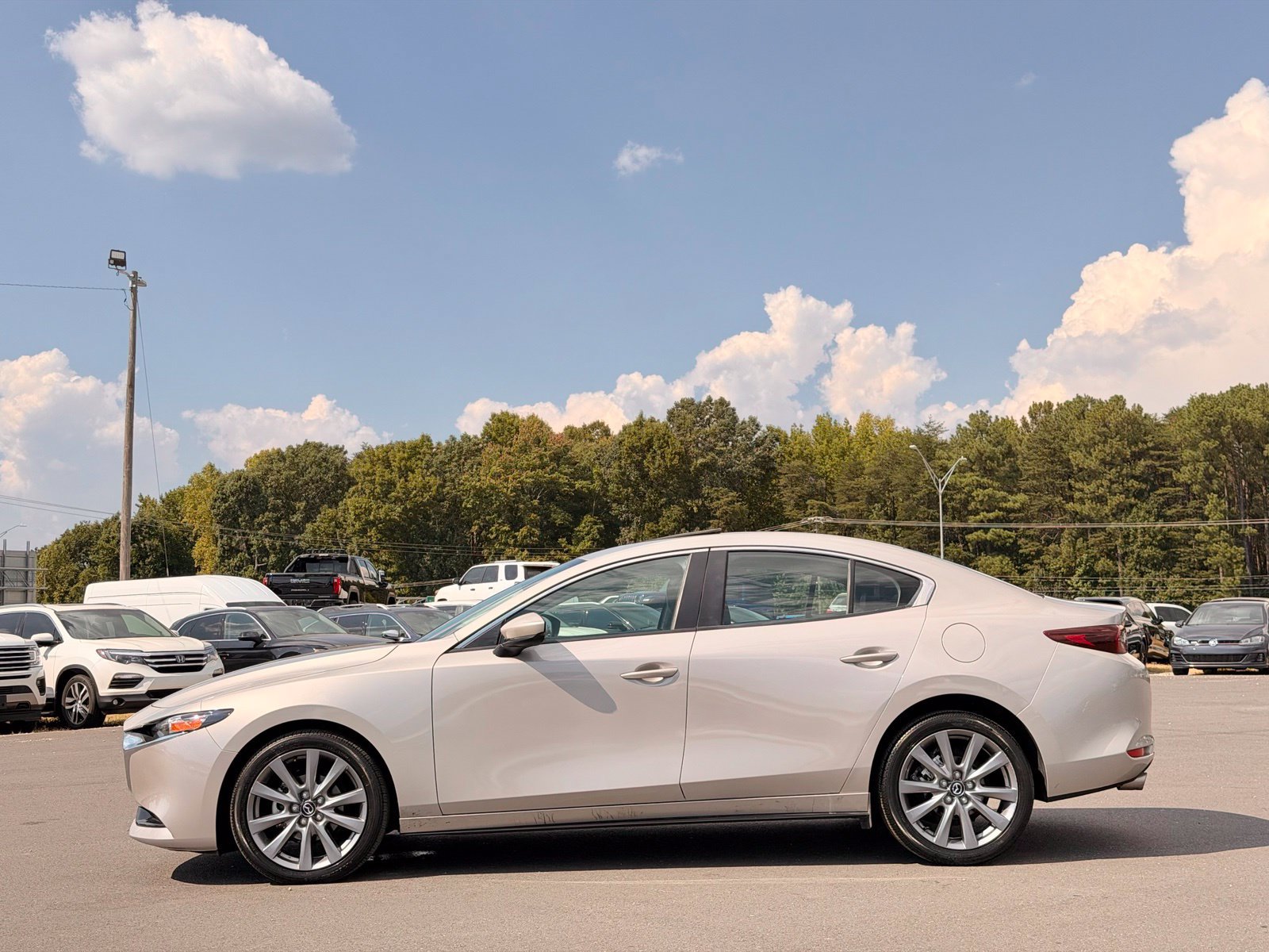 Used 2025 MAZDA MAZDA3 s FWD image 17