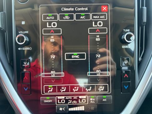 Used 2025 Subaru Crosstrek 2.0i Premium image 22