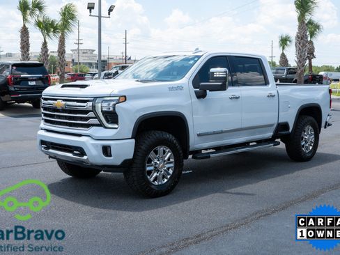 Used 2026 Chevrolet Silverado 2500 High Country w/ Technology Package AWD/4WD image 7
