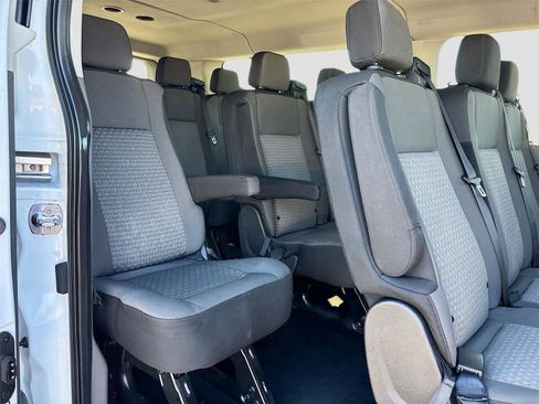 Used 2023 Ford Transit 350 XLT image 26