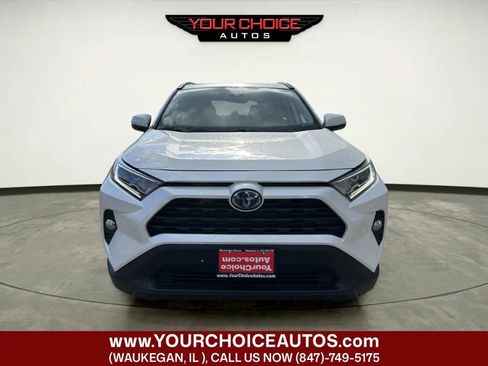 Used 2021 Toyota RAV4 XLE Premium AWD/4WD image 8