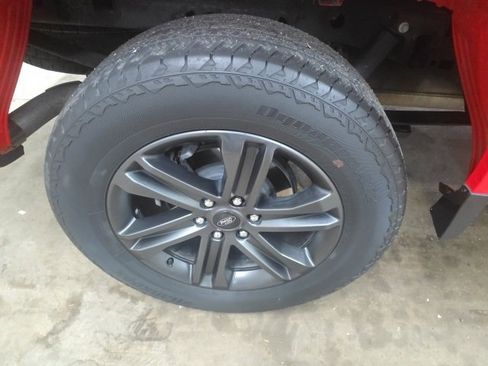 Used 2022 Ford F150 XLT w/ Equipment Group 302A High image 11